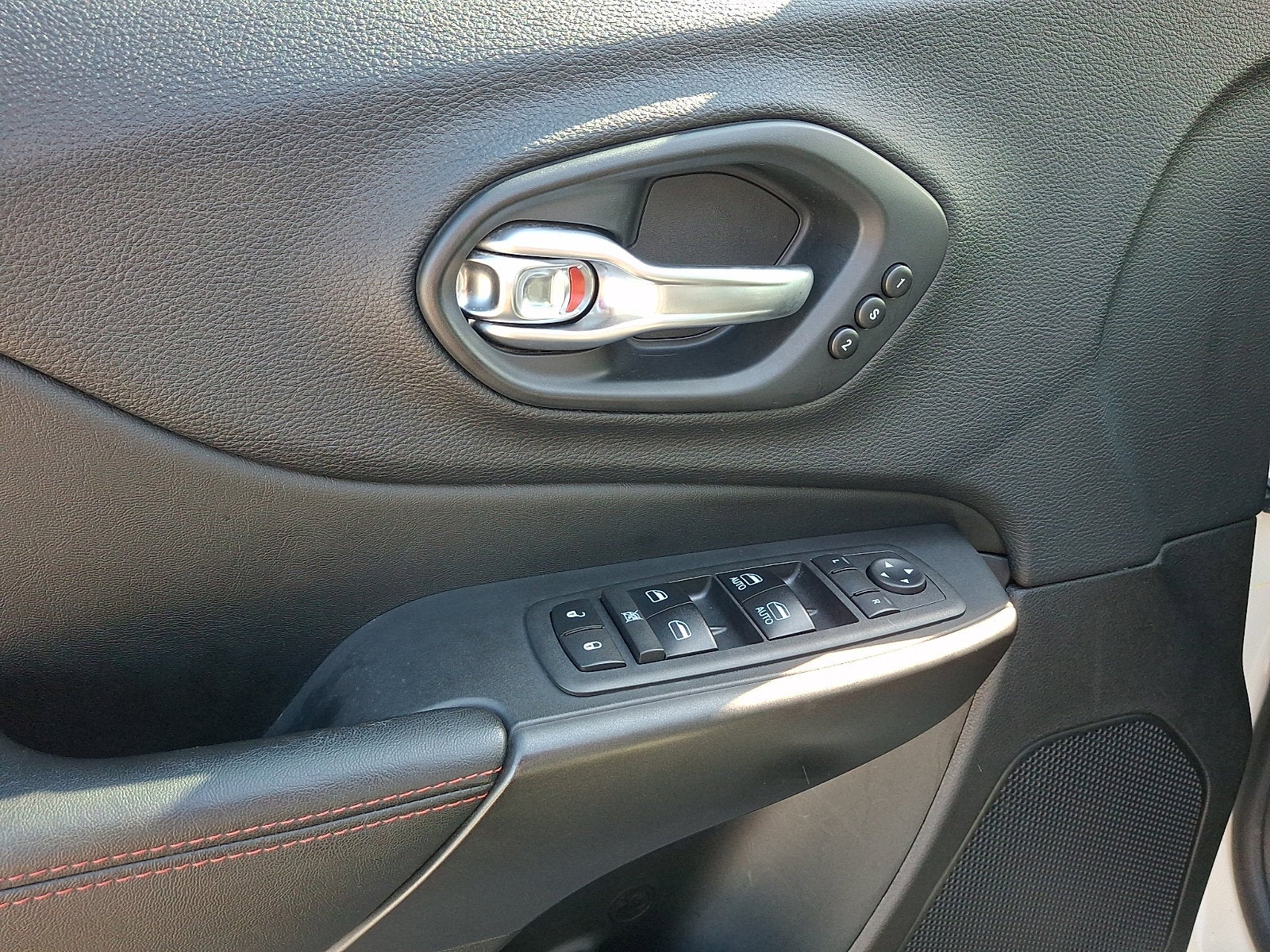 2019 Jeep Cherokee Trailhawk Elite