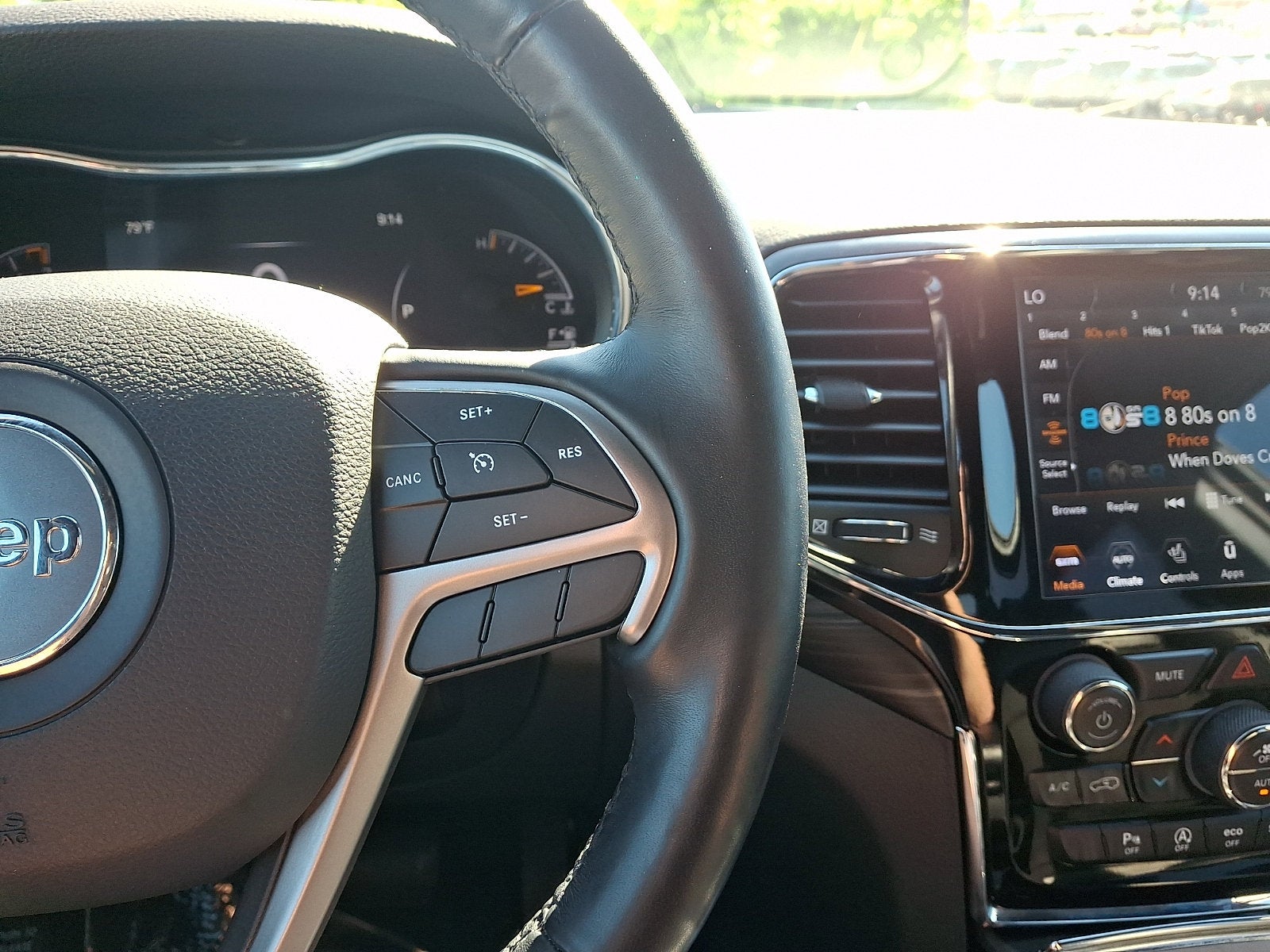 2020 Jeep Grand Cherokee Altitude