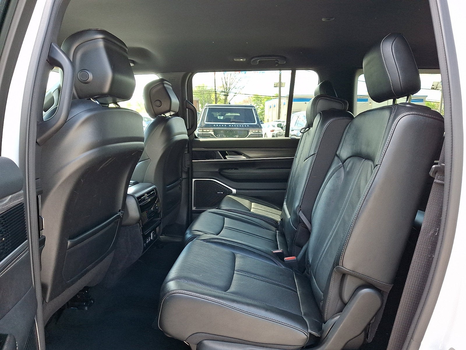 2024 Jeep Wagoneer L Series III
