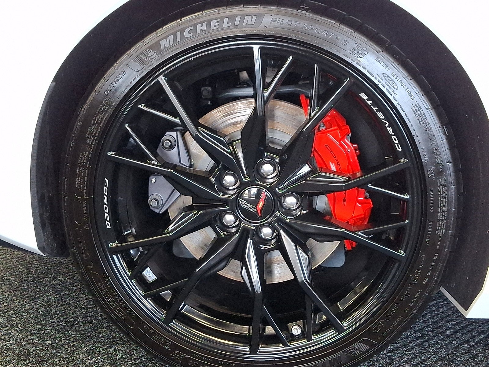 2023 Chevrolet Corvette 2LT