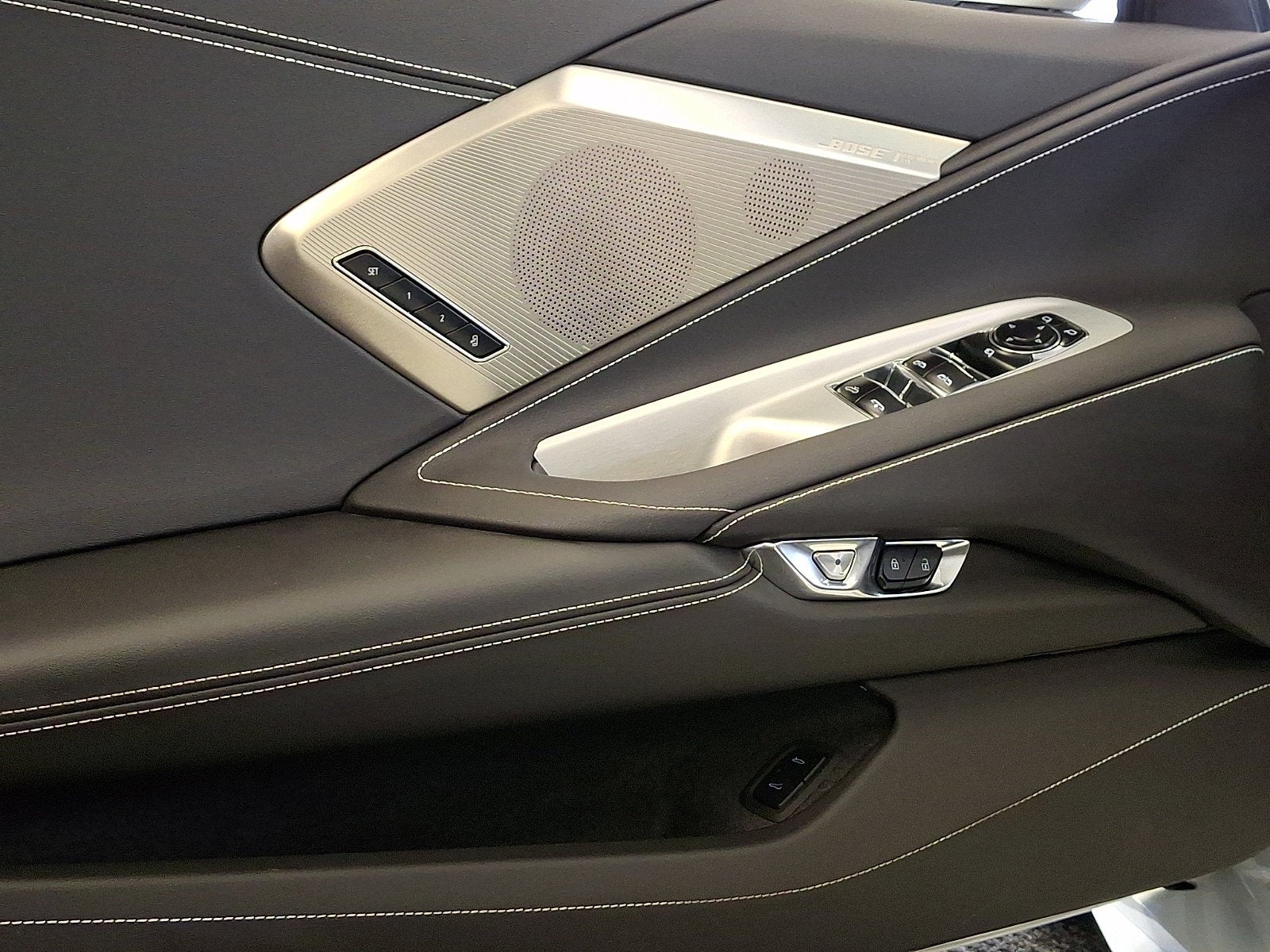 2023 Chevrolet Corvette 2LT