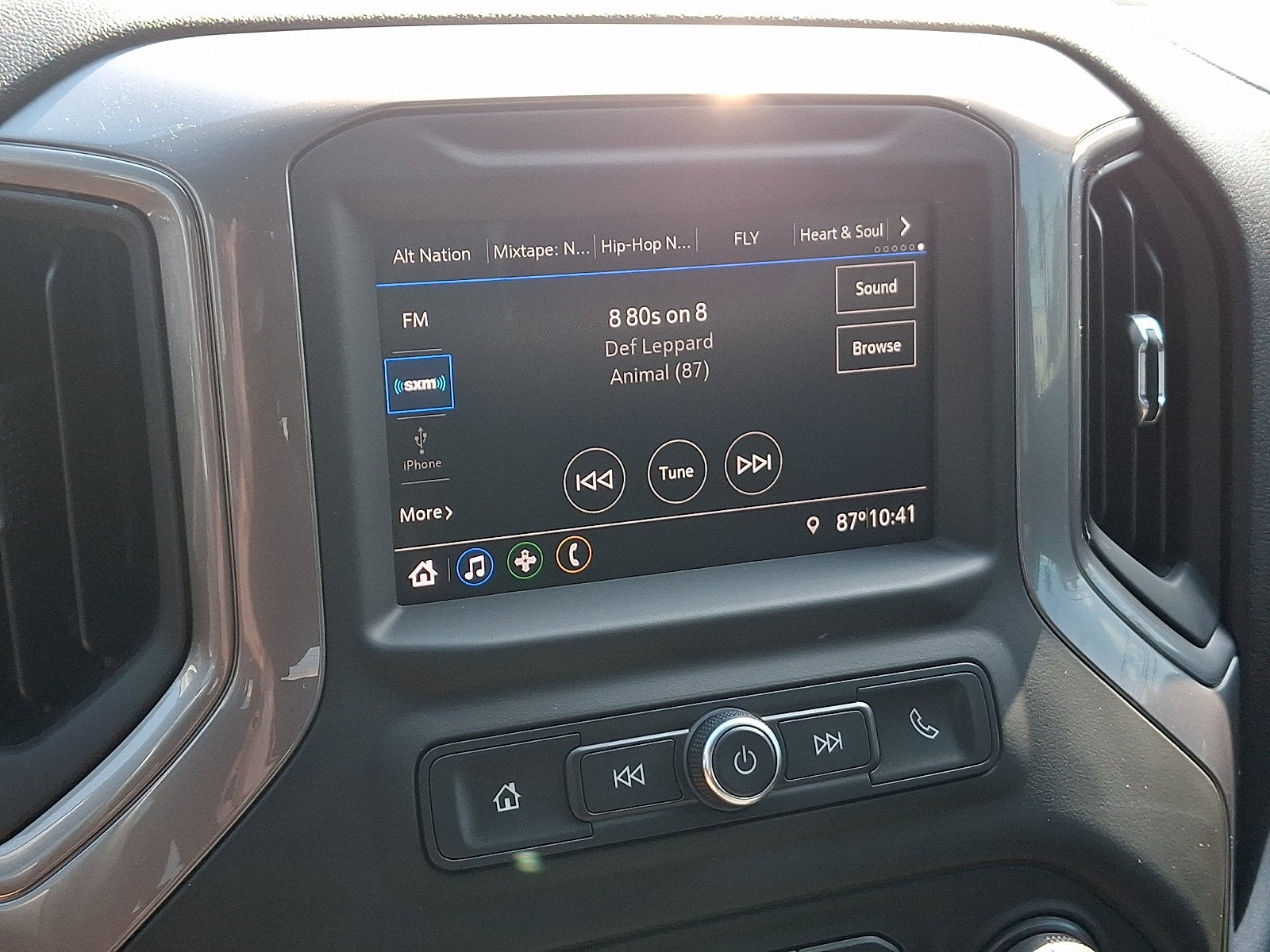 2020 Chevrolet Silverado 1500 Custom