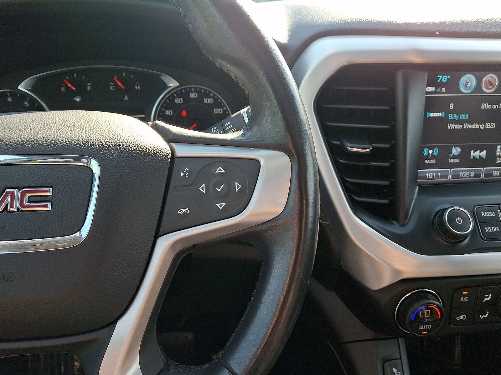 2019 GMC Acadia SLE