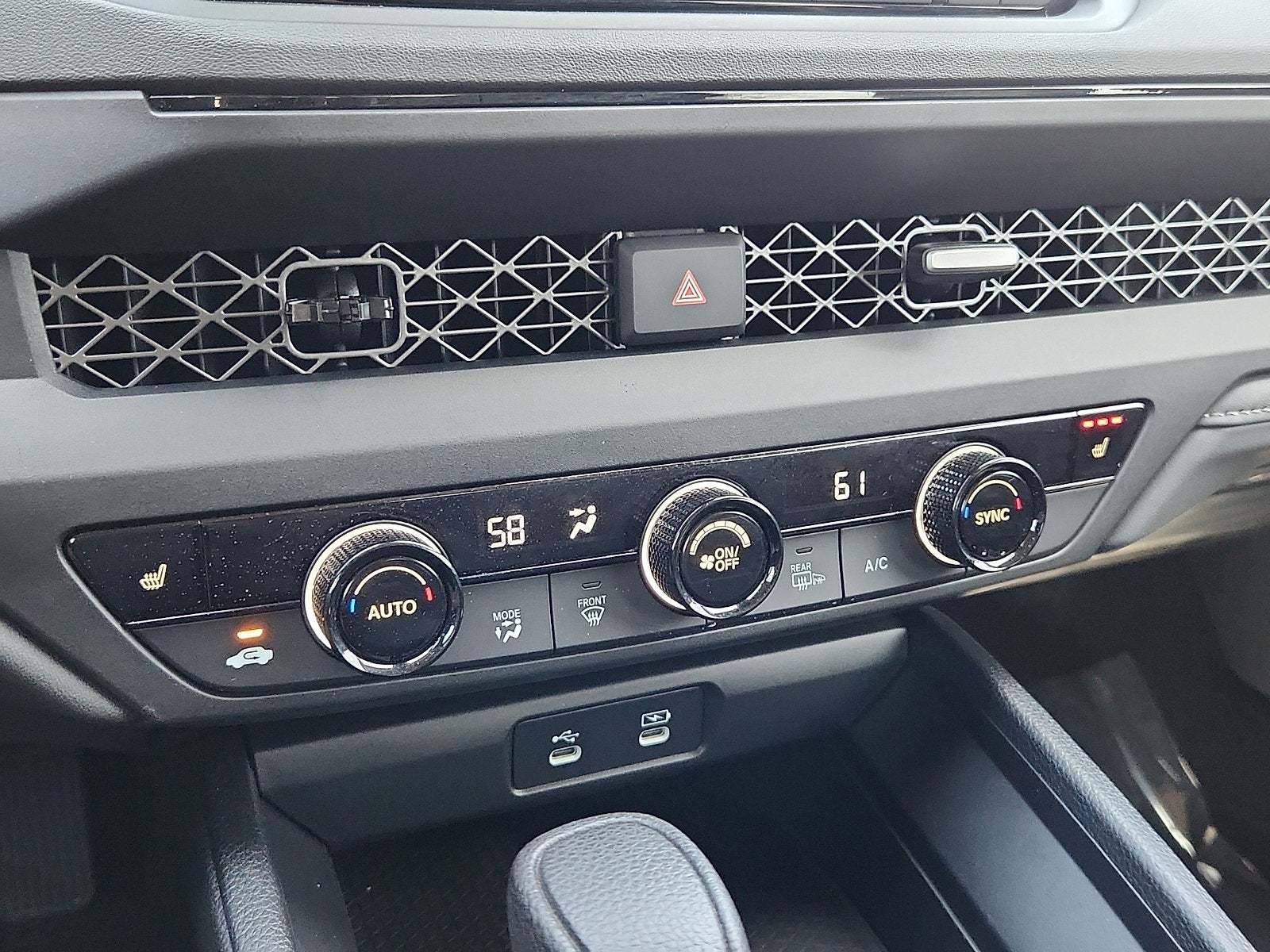 2025 Honda Accord SE - Photo 17
