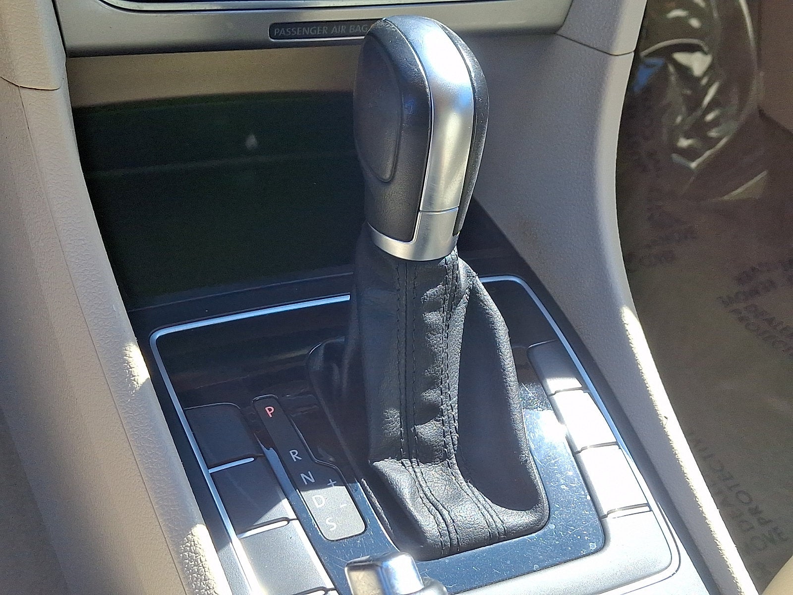 2014 Volkswagen Passat Wolfsburg Ed
