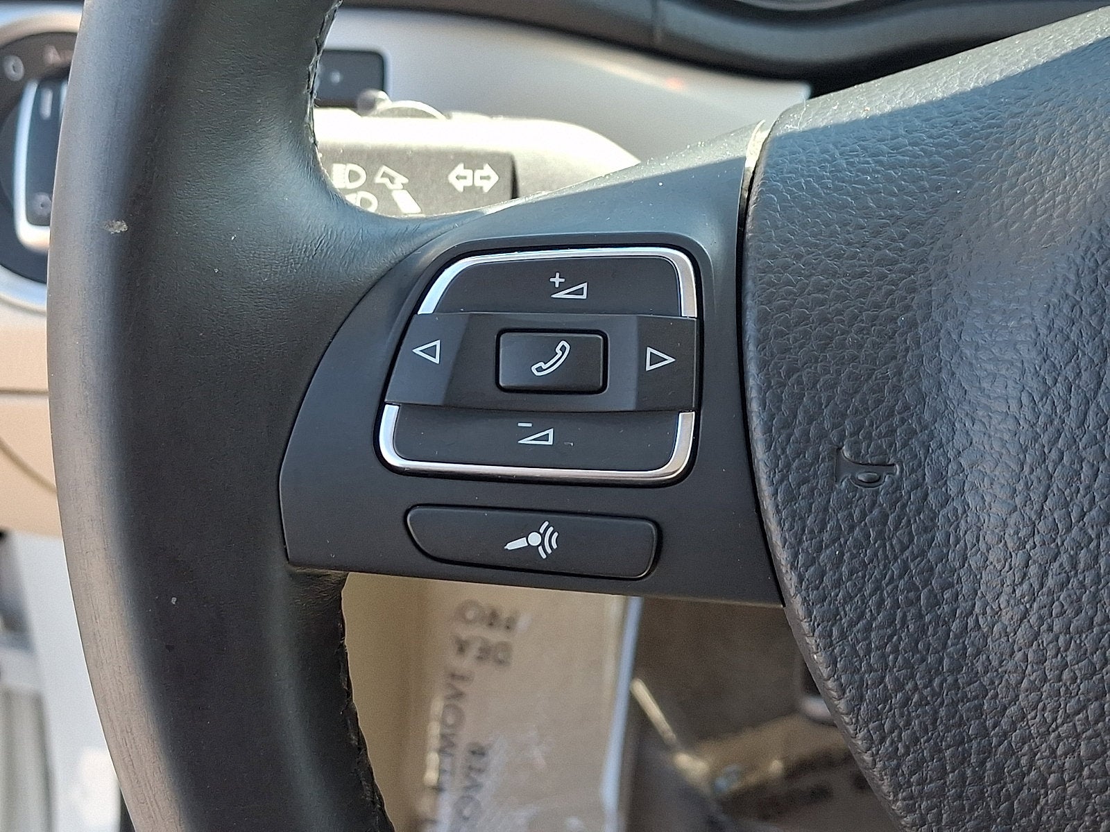 2014 Volkswagen Passat Wolfsburg Ed