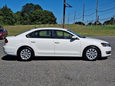 2014 Volkswagen Passat Wolfsburg Ed