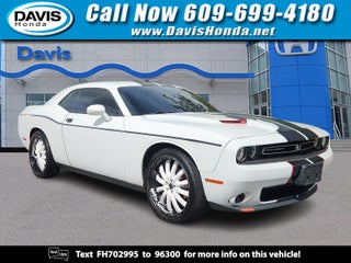2015 Dodge Challenger SXT Plus