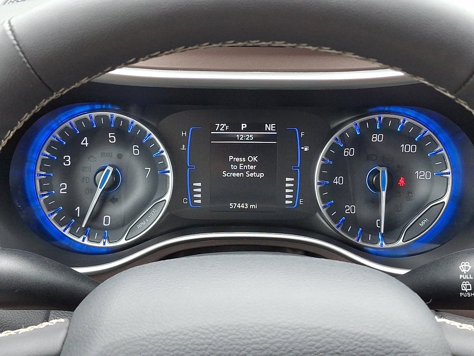 2024 Chrysler Voyager LX