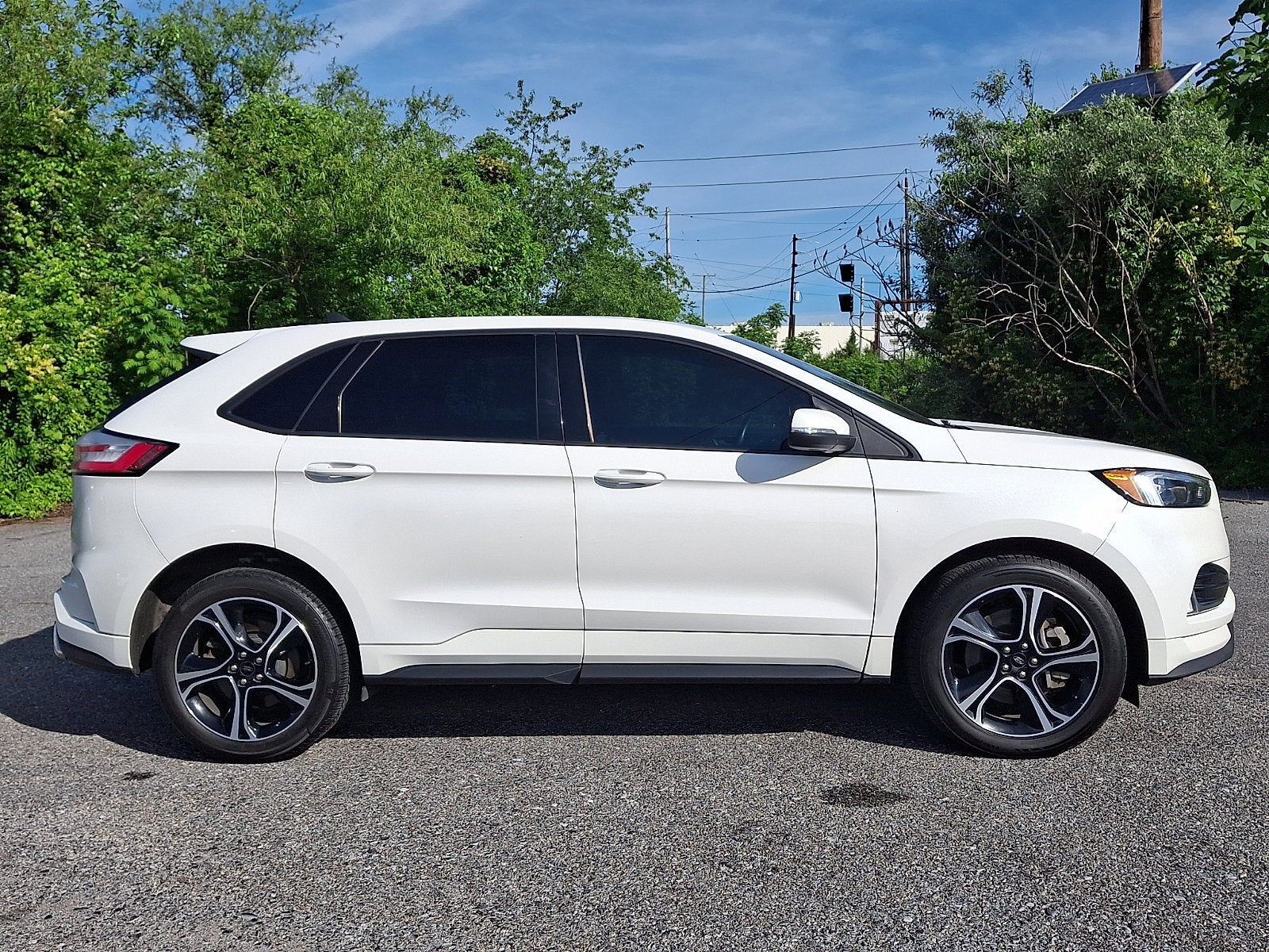 2022 Ford Edge ST