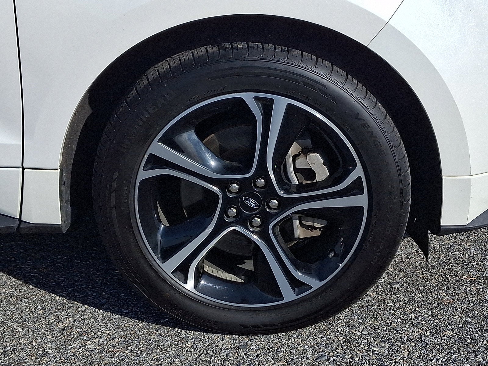 2022 Ford Edge ST