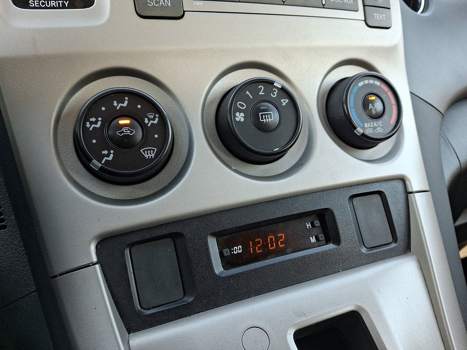 2009 Toyota Matrix 4dr Wgn Man FWD (Natl)