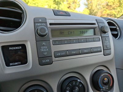 2009 Toyota Matrix 4dr Wgn Man FWD (Natl)