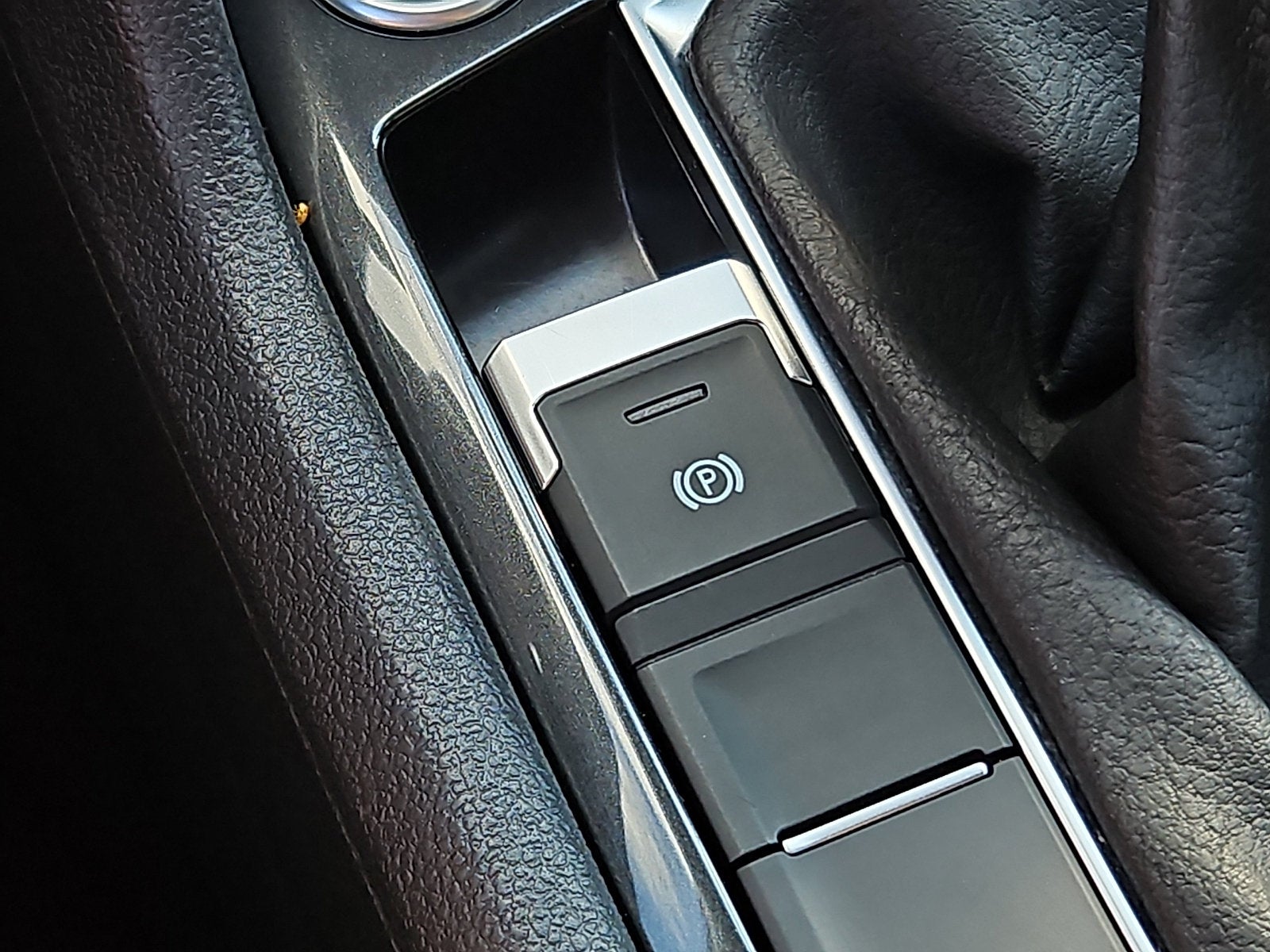2024 Volkswagen Tiguan Wolfsburg Edition