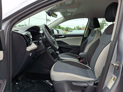 2025 Volkswagen Taos S