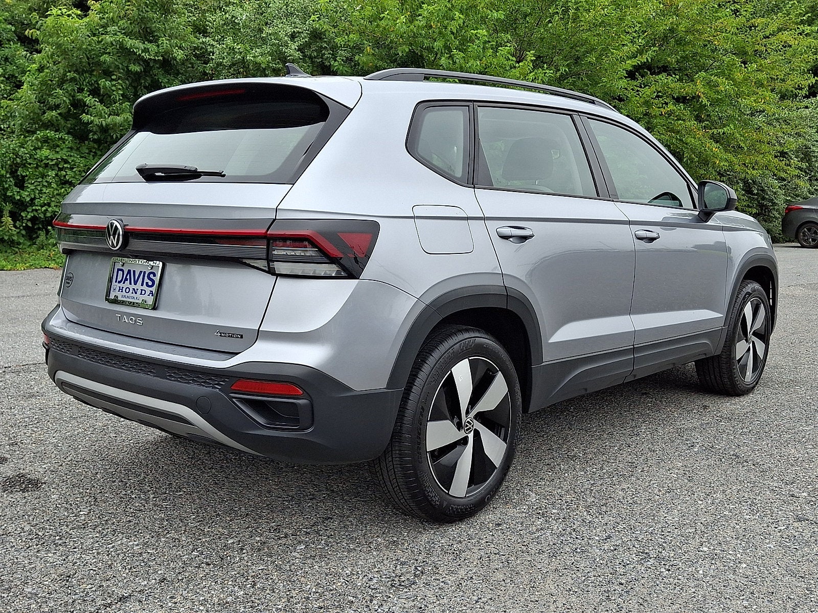 2025 Volkswagen Taos S