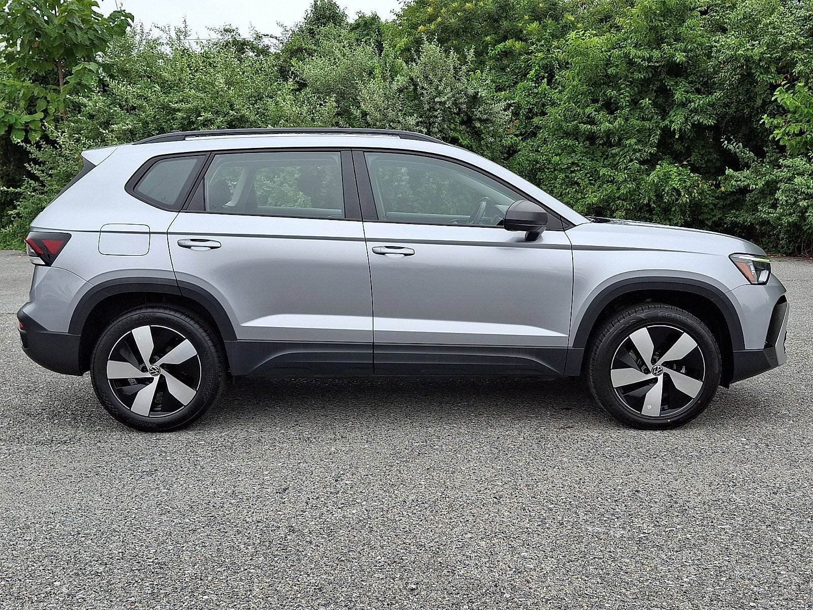 2025 Volkswagen Taos S