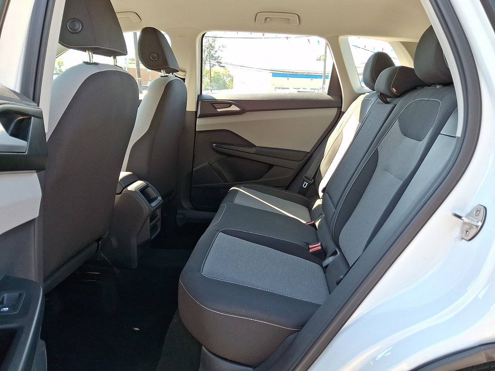 2023 Volkswagen Taos S