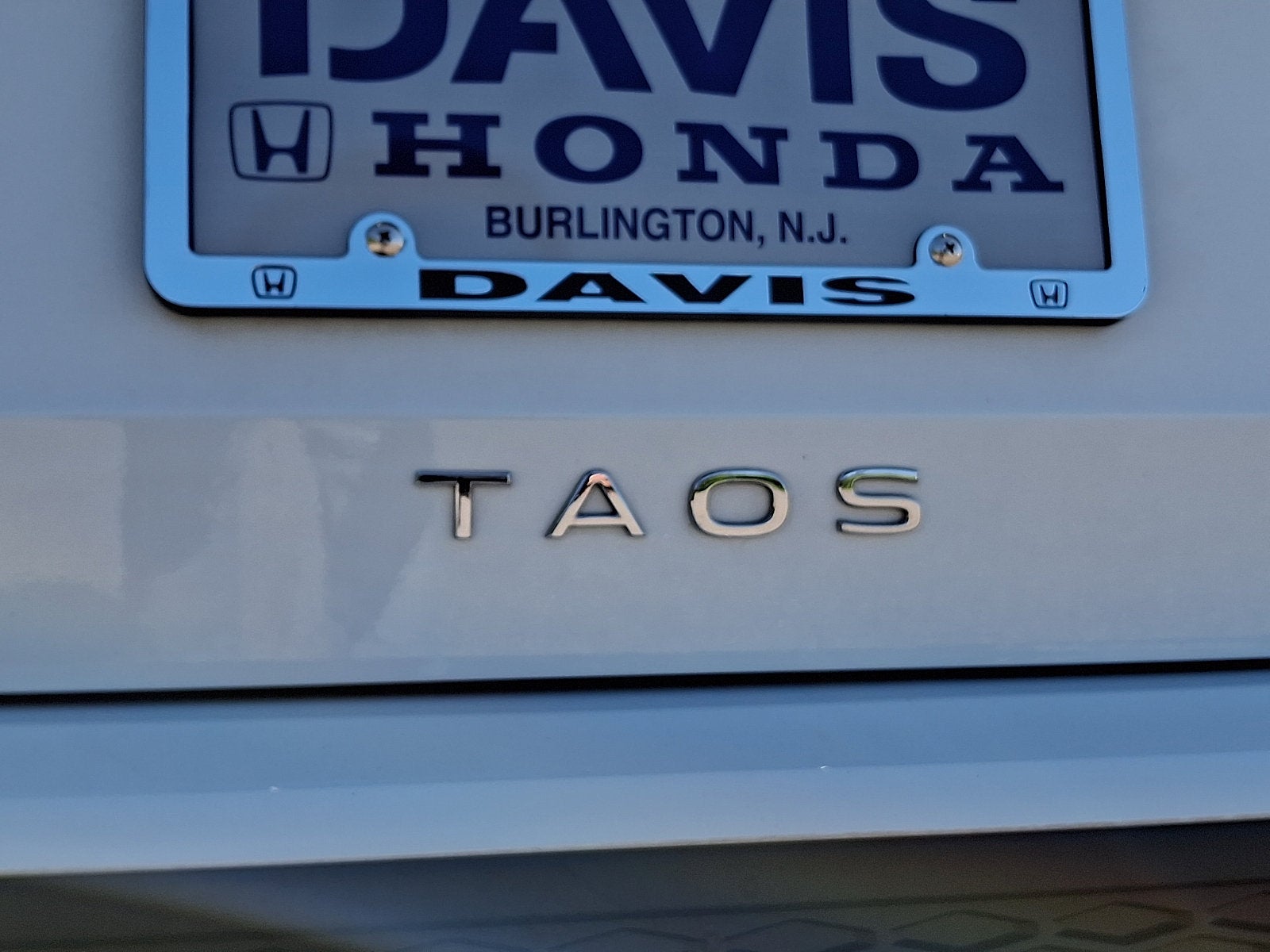 2023 Volkswagen Taos S