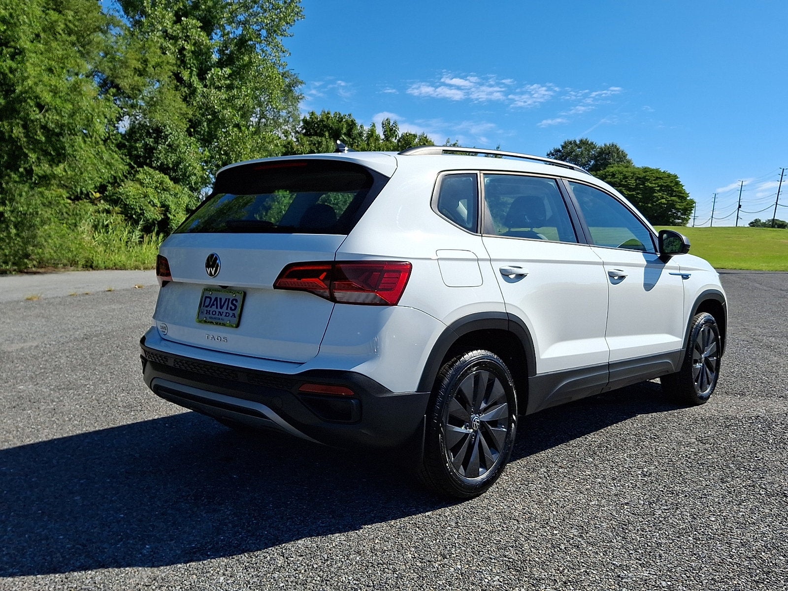2023 Volkswagen Taos S