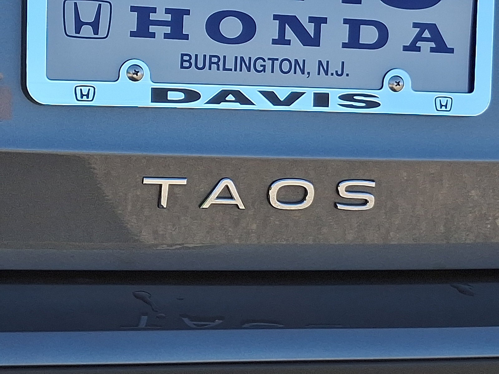 2022 Volkswagen Taos SE