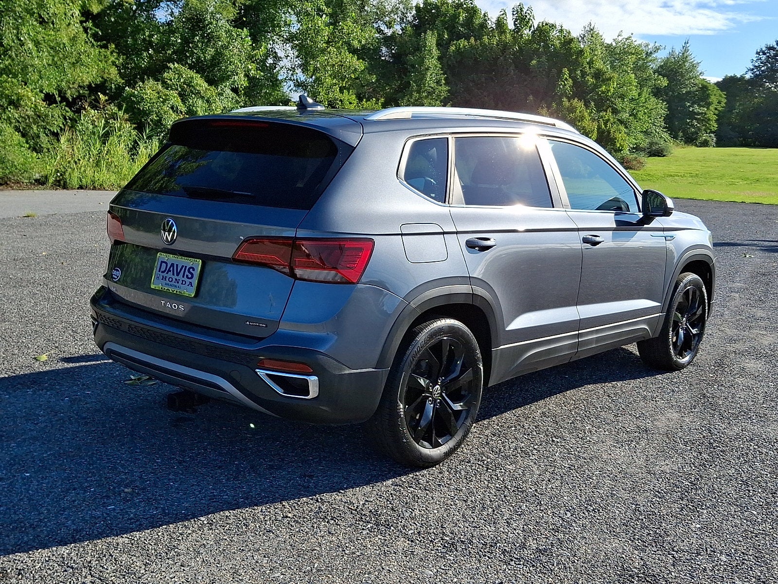 2022 Volkswagen Taos SE