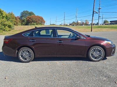 2018 Toyota Avalon XLE