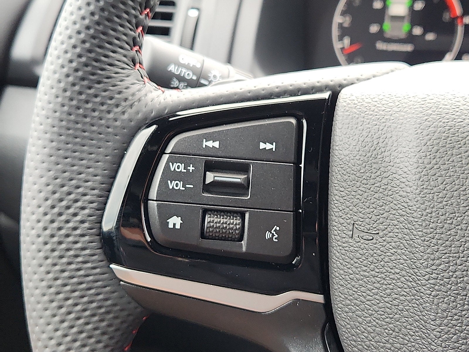 2026 Honda Ridgeline Black Edition Two-Tone