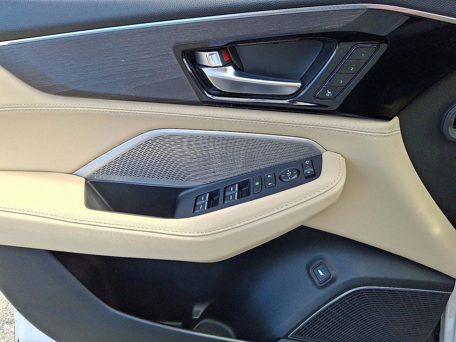 2024 Acura MDX w/Advance Package