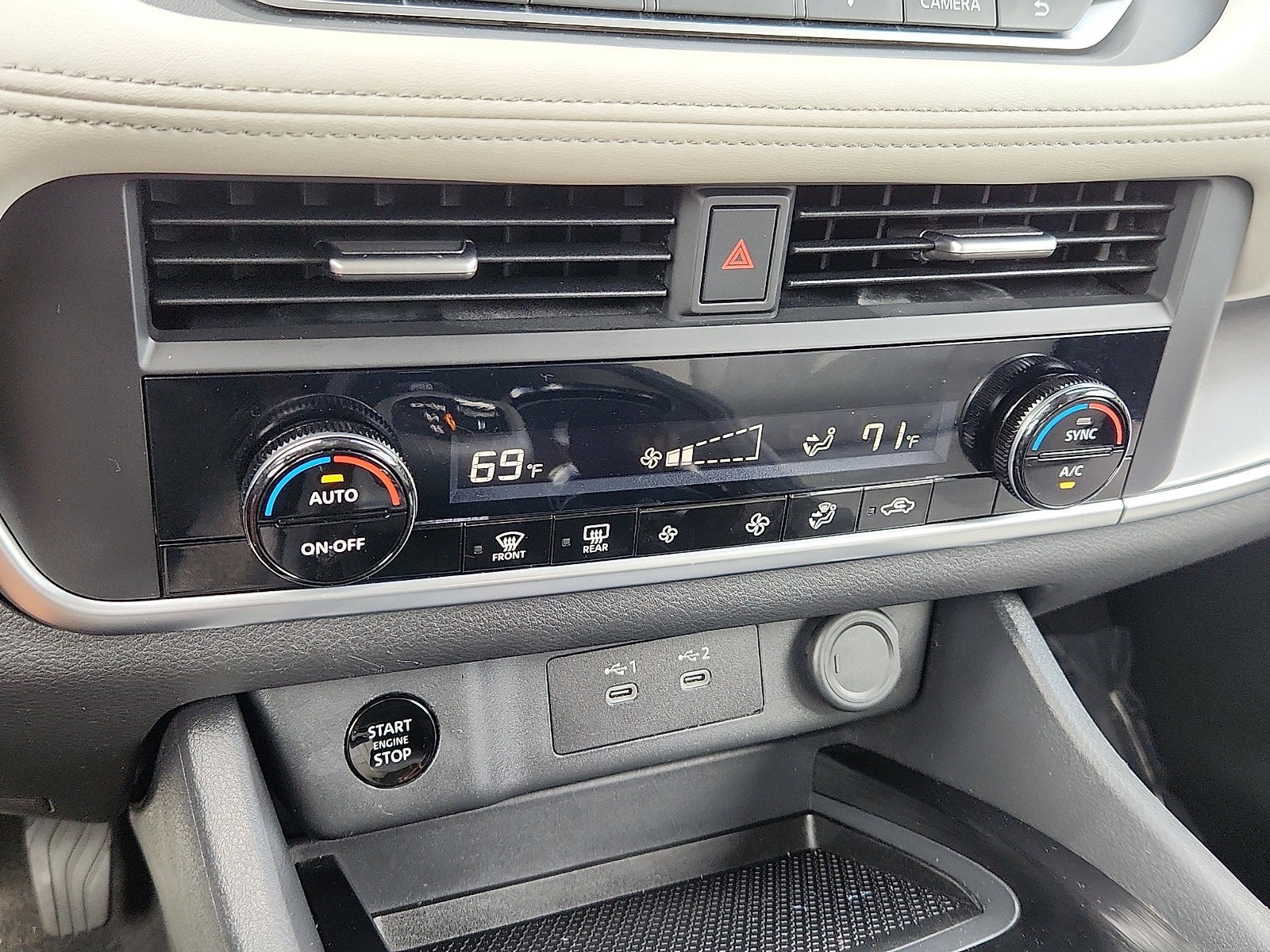 2025 Nissan Rogue SV