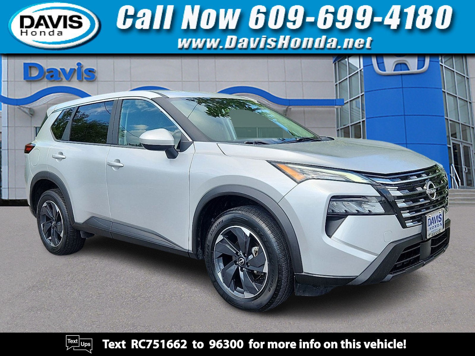 2024 Nissan Rogue SV