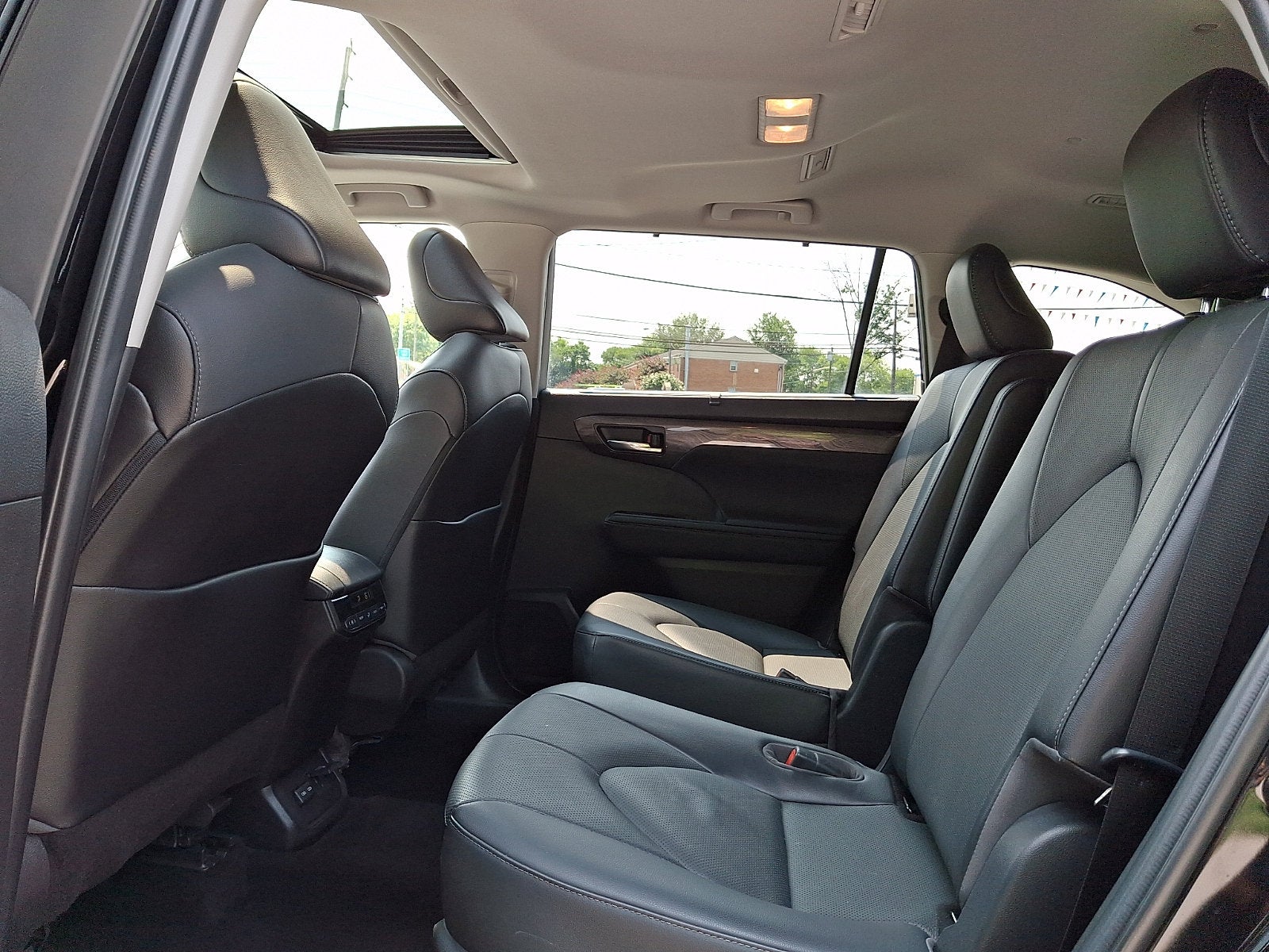 2023 Toyota Highlander Hybrid Limited