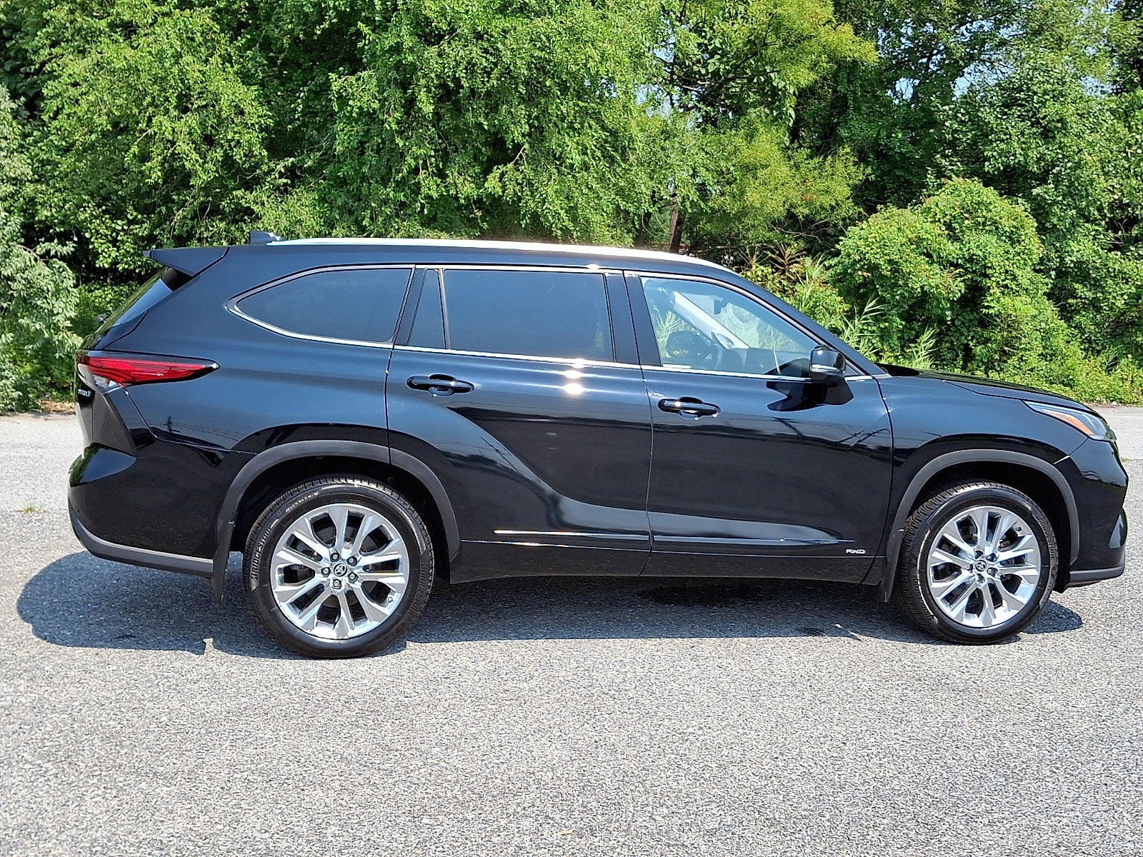2023 Toyota Highlander Hybrid Limited