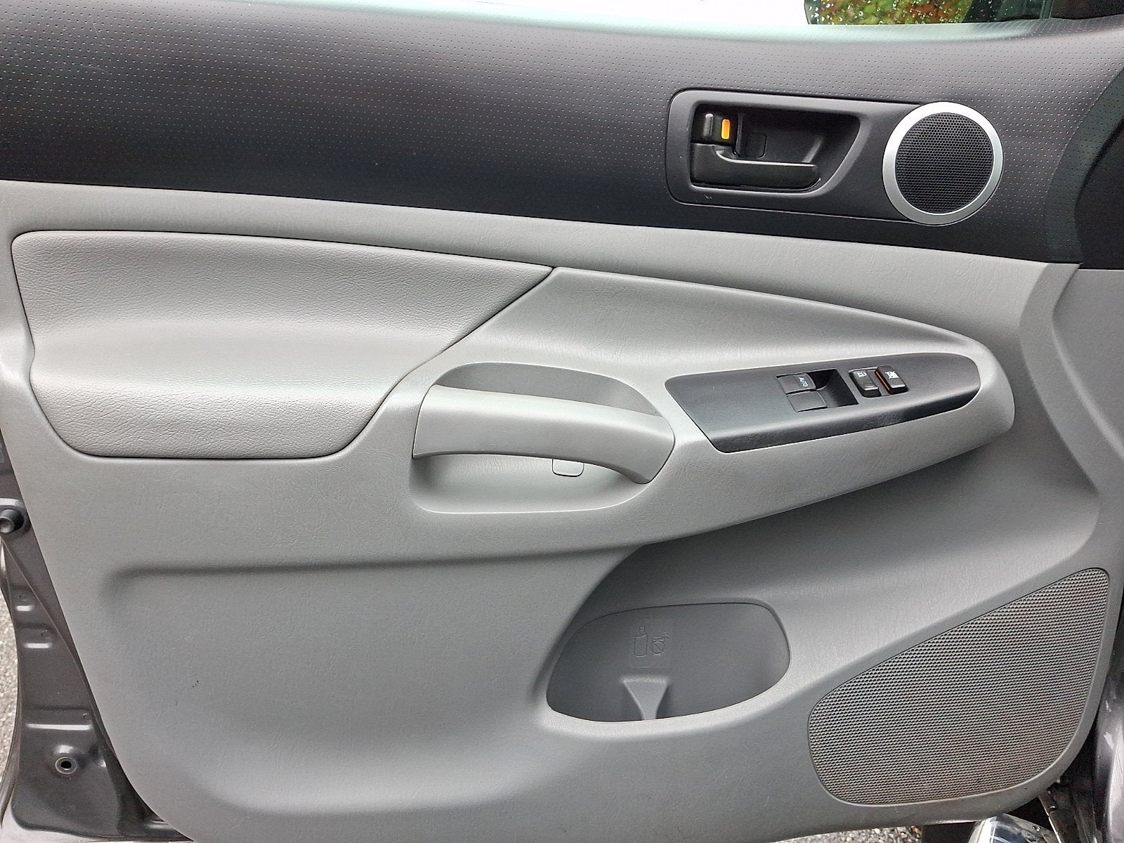 2012 Toyota Tacoma Base V6