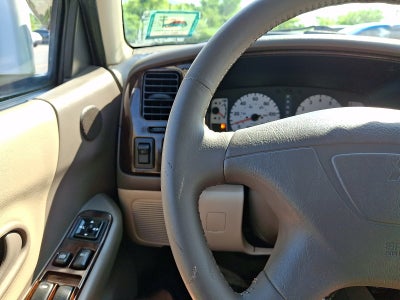 2002 Mitsubishi Montero Sport LTD