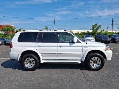 2002 Mitsubishi Montero Sport LTD