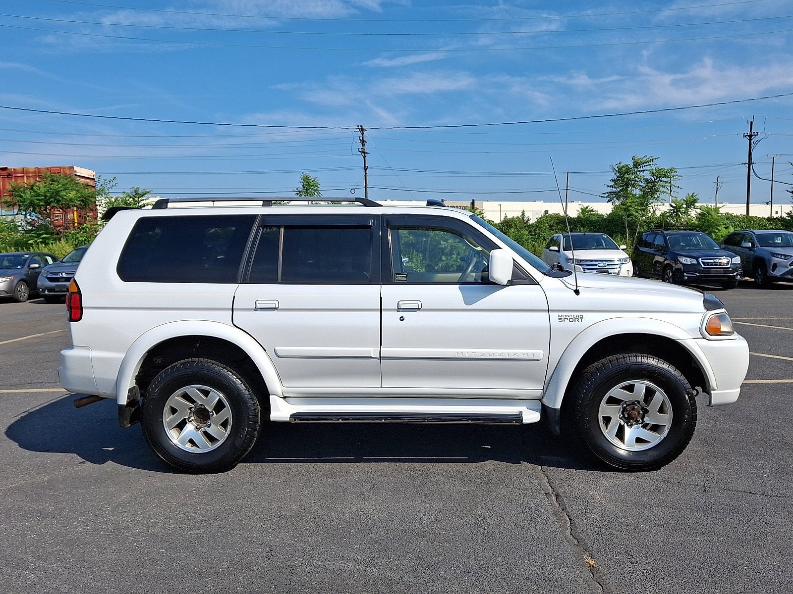 2002 Mitsubishi Montero Sport LTD