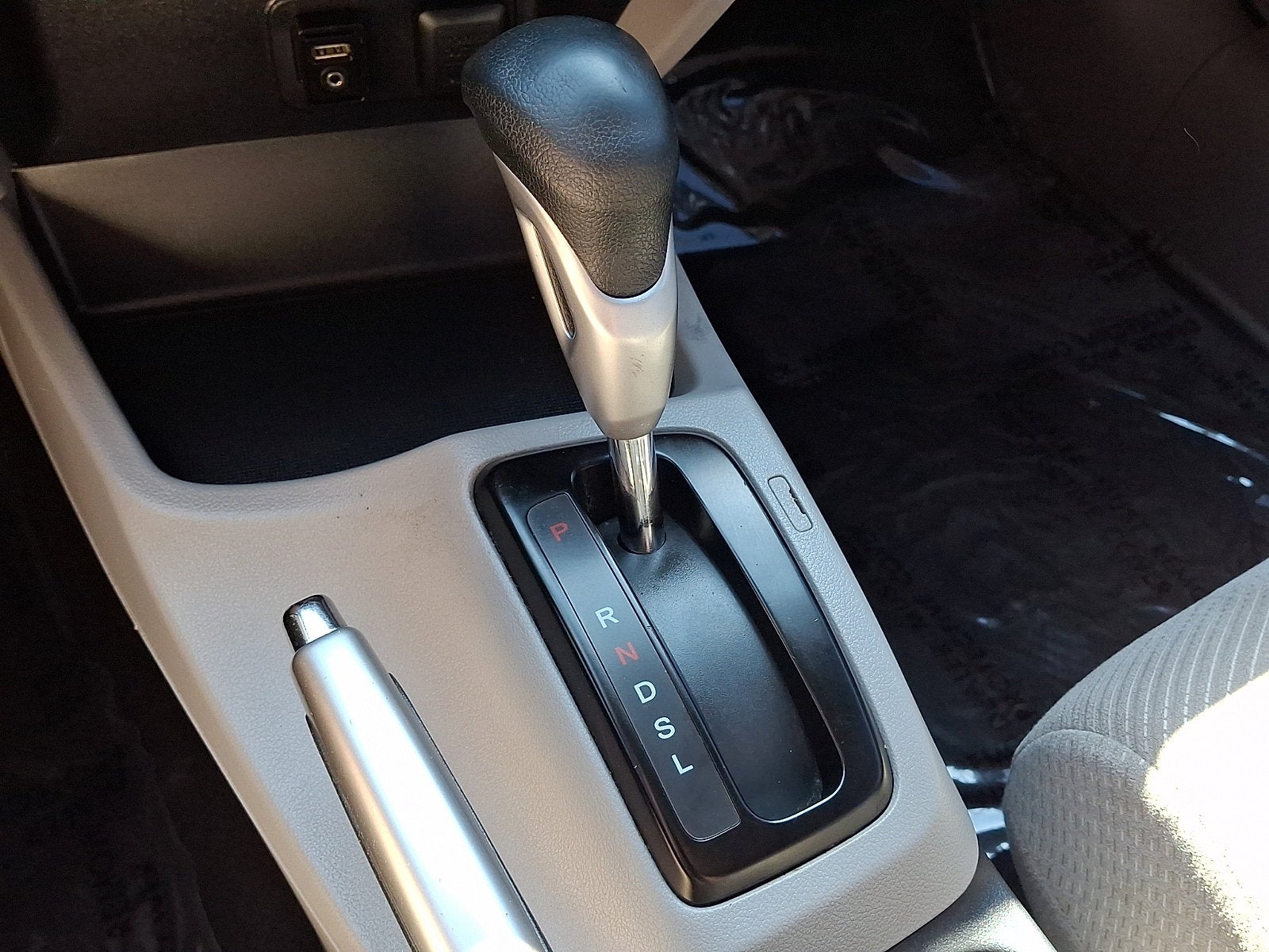 2012 Honda Civic 4dr Sdn L4 CVT