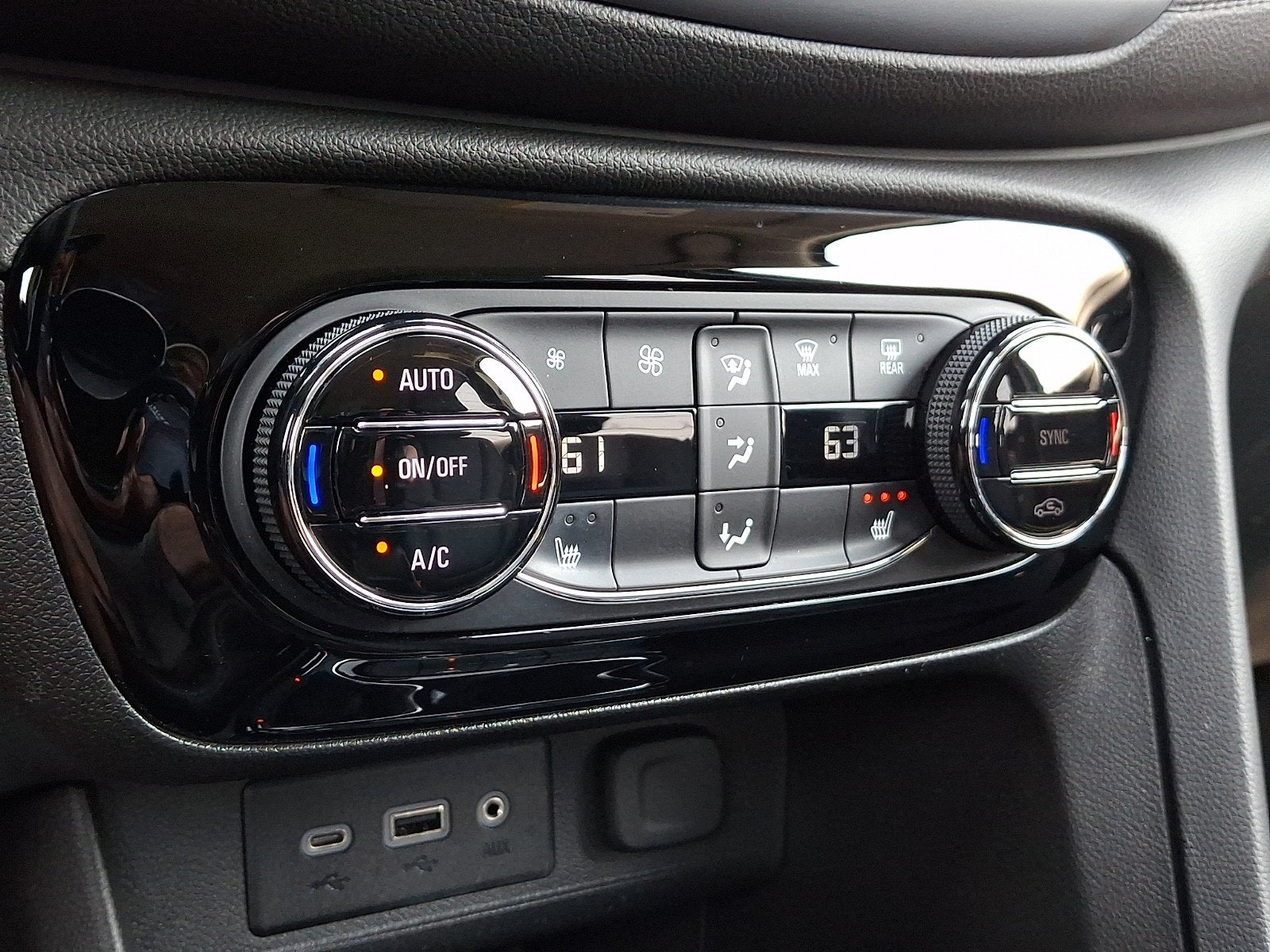 2023 Buick Encore GX Essence
